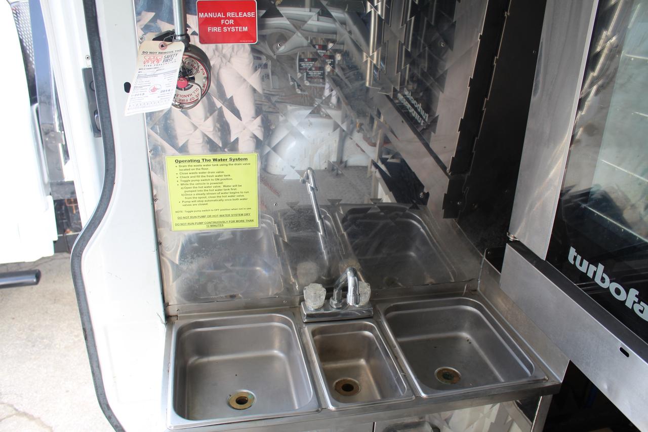 2010 Mercedes-Benz Sprinter 2500 FOOD Mobile Kitchen Photo