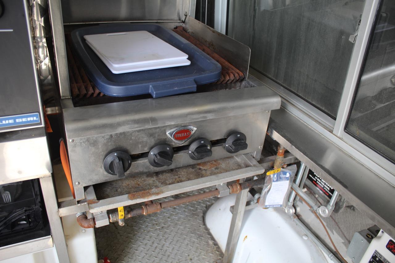 2010 Mercedes-Benz Sprinter 2500 FOOD Mobile Kitchen Photo