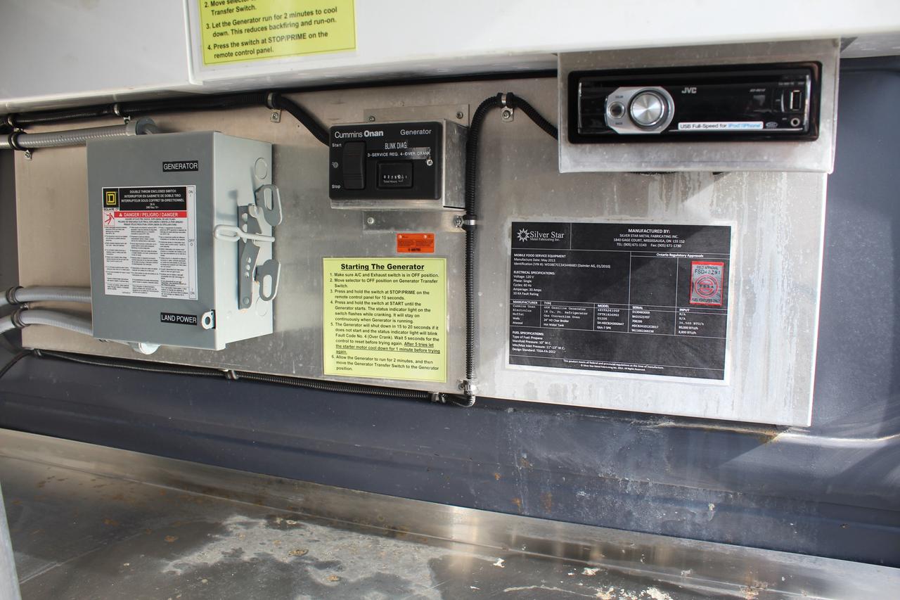 2010 Mercedes-Benz Sprinter 2500 FOOD Mobile Kitchen Photo