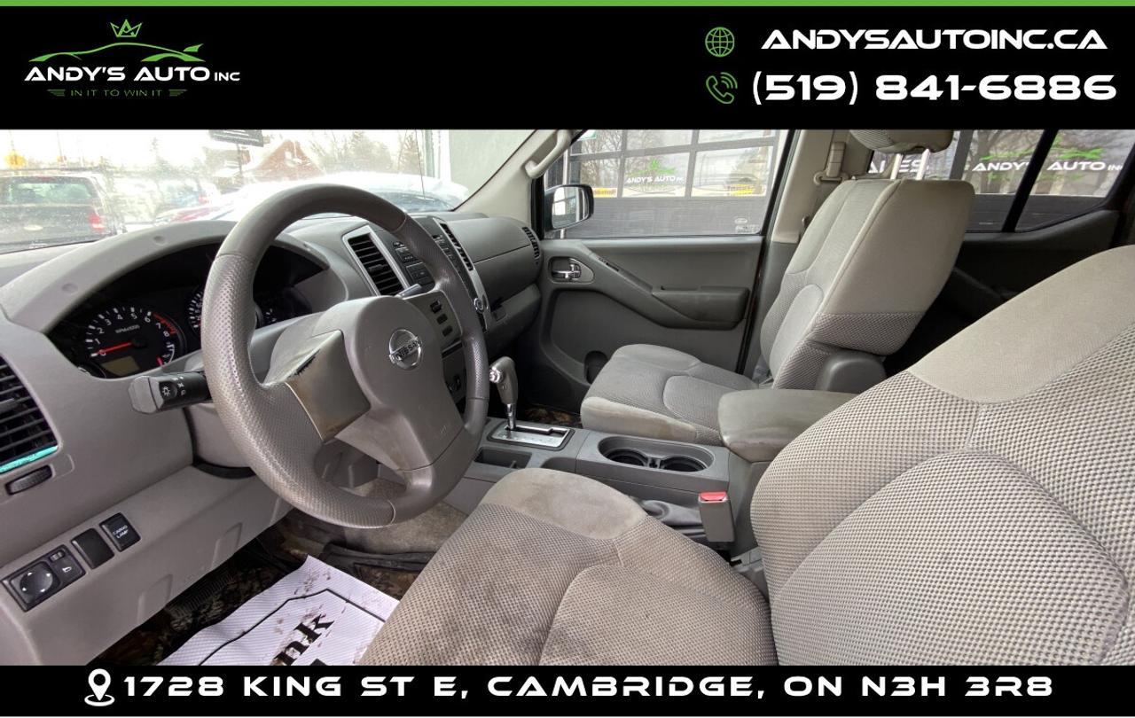 2012 Nissan Frontier SV ! CREW ! 4X4 ! NO ACCIDENTS Photo