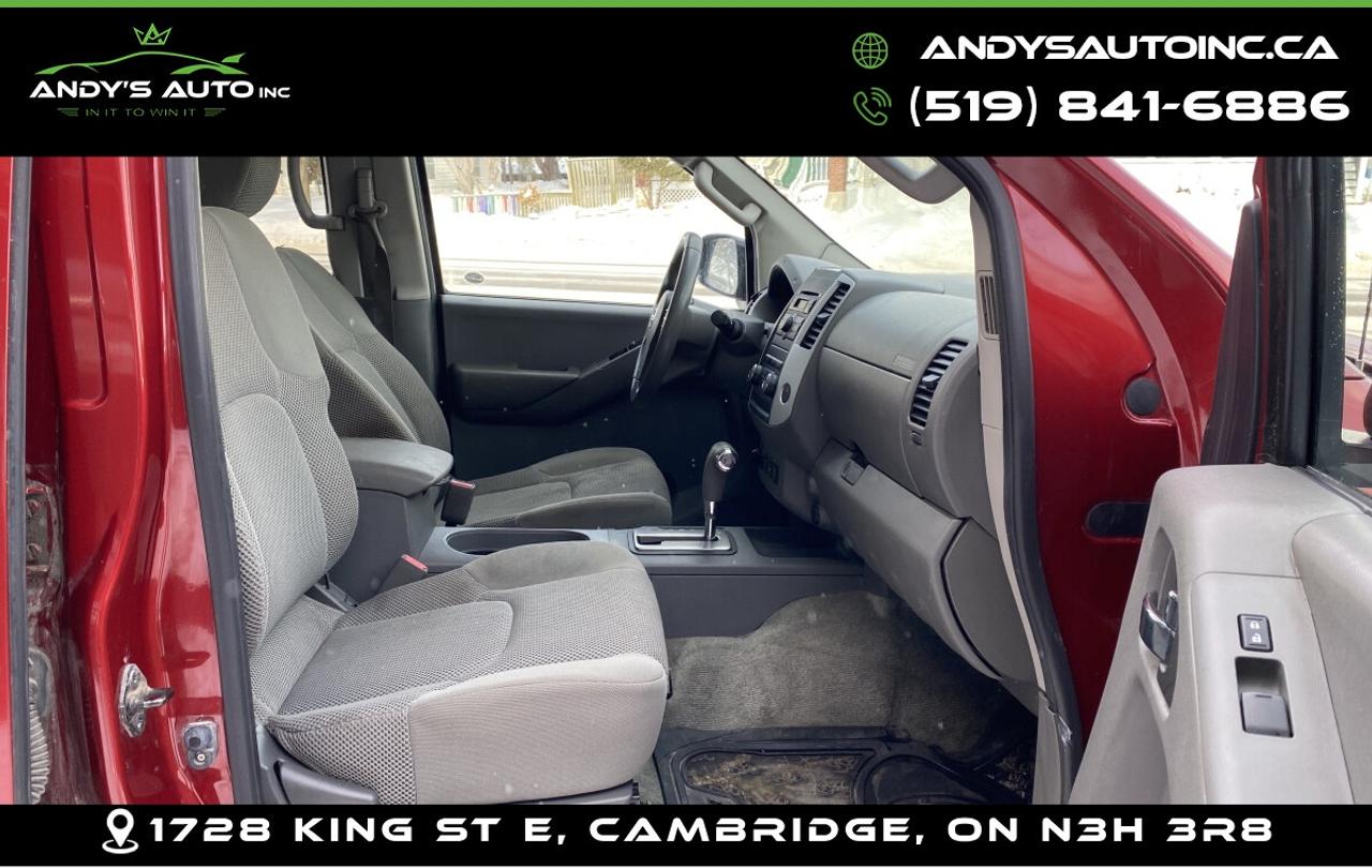 2012 Nissan Frontier SV ! CREW ! 4X4 ! NO ACCIDENTS Photo