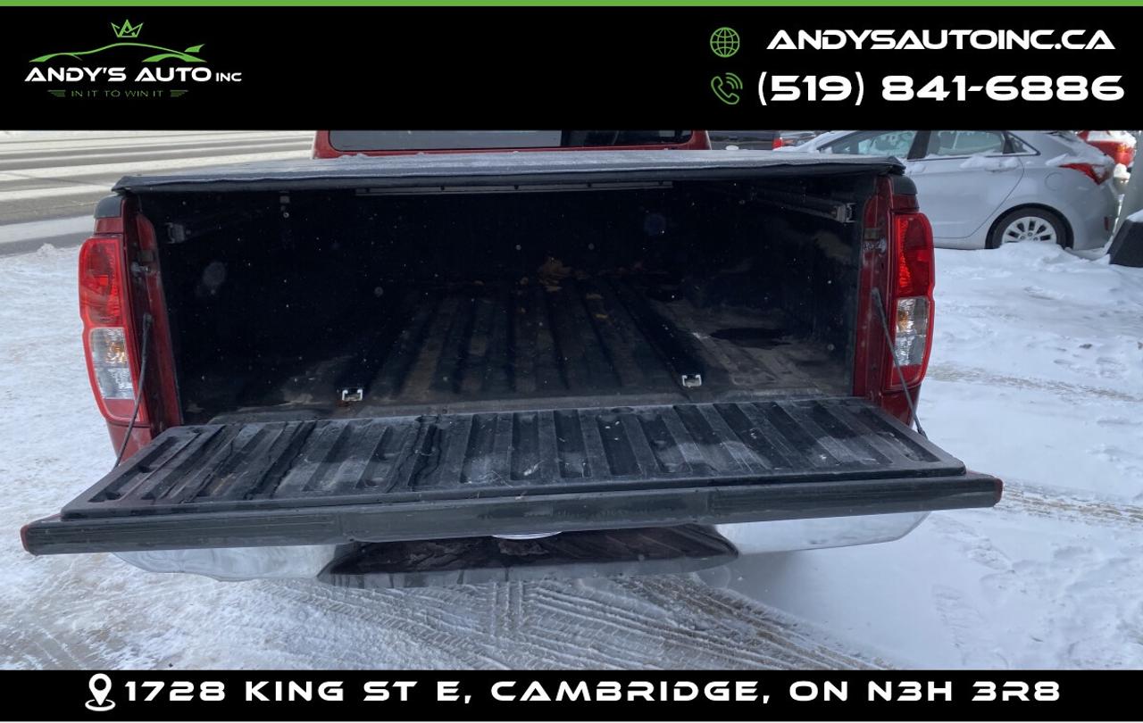 2012 Nissan Frontier SV ! CREW ! 4X4 ! NO ACCIDENTS Photo