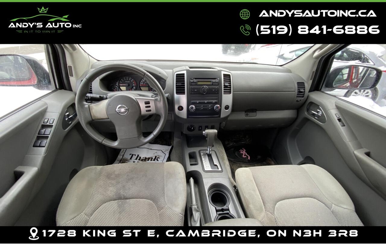 2012 Nissan Frontier SV ! CREW ! 4X4 ! NO ACCIDENTS Photo