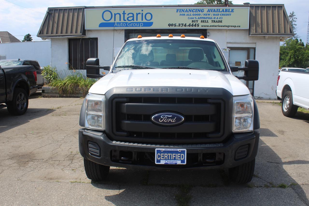 2013 Ford F-550 Super Duty Chassis XL SuperCab 186" Photo