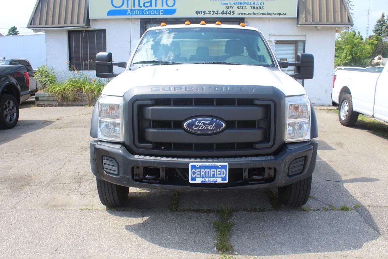 2013 Ford F-550 Super Duty Chassis XL SuperCab 186" Photo