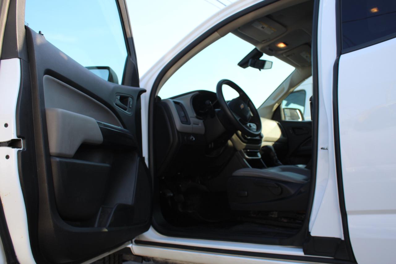 2019 Chevrolet Colorado Work Truck Back Cam Leatherette seats Pwr seat Photo