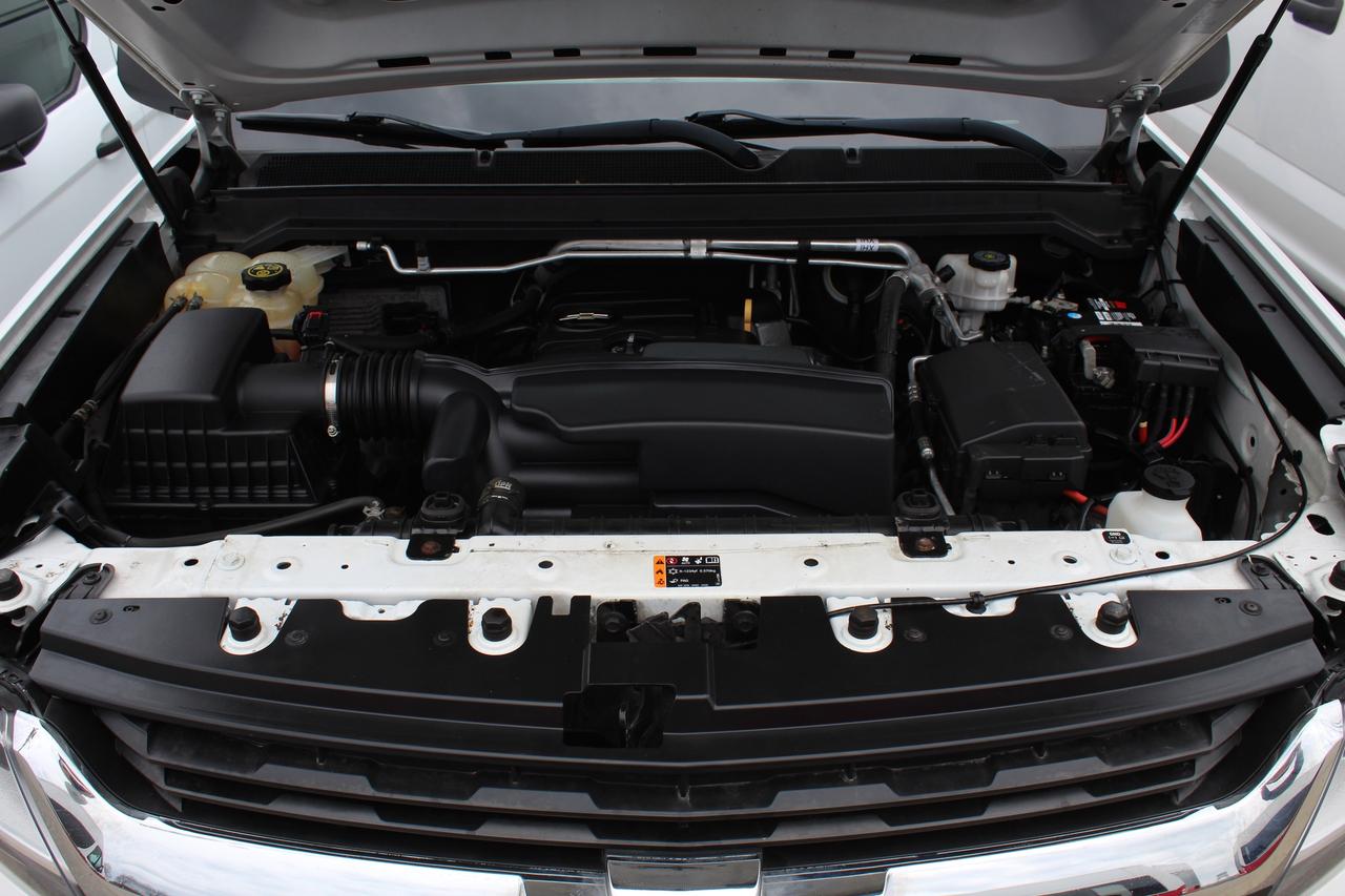 2019 Chevrolet Colorado Work Truck Back Cam Leatherette seats Pwr seat Photo