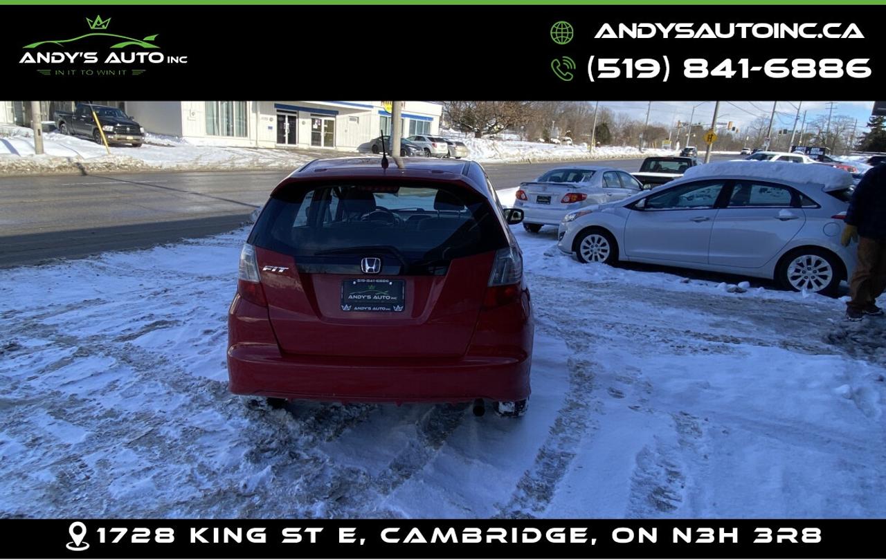 2013 Honda Fit LX ! NO ACCIDENTS ! AUTO ! A/C Photo