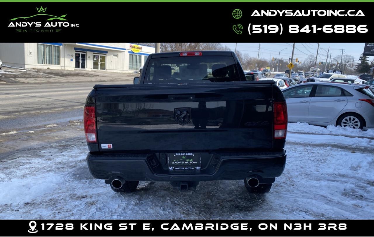 2016 RAM 1500 EXPRESS ! REG CAB ! SHORT BOX ! 5.7L ! 4X4 Photo