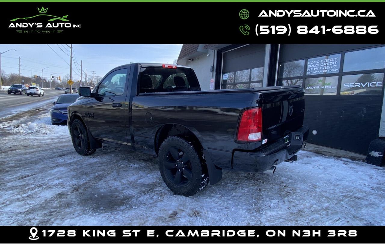 2016 RAM 1500 EXPRESS ! REG CAB ! SHORT BOX ! 5.7L ! 4X4 Photo