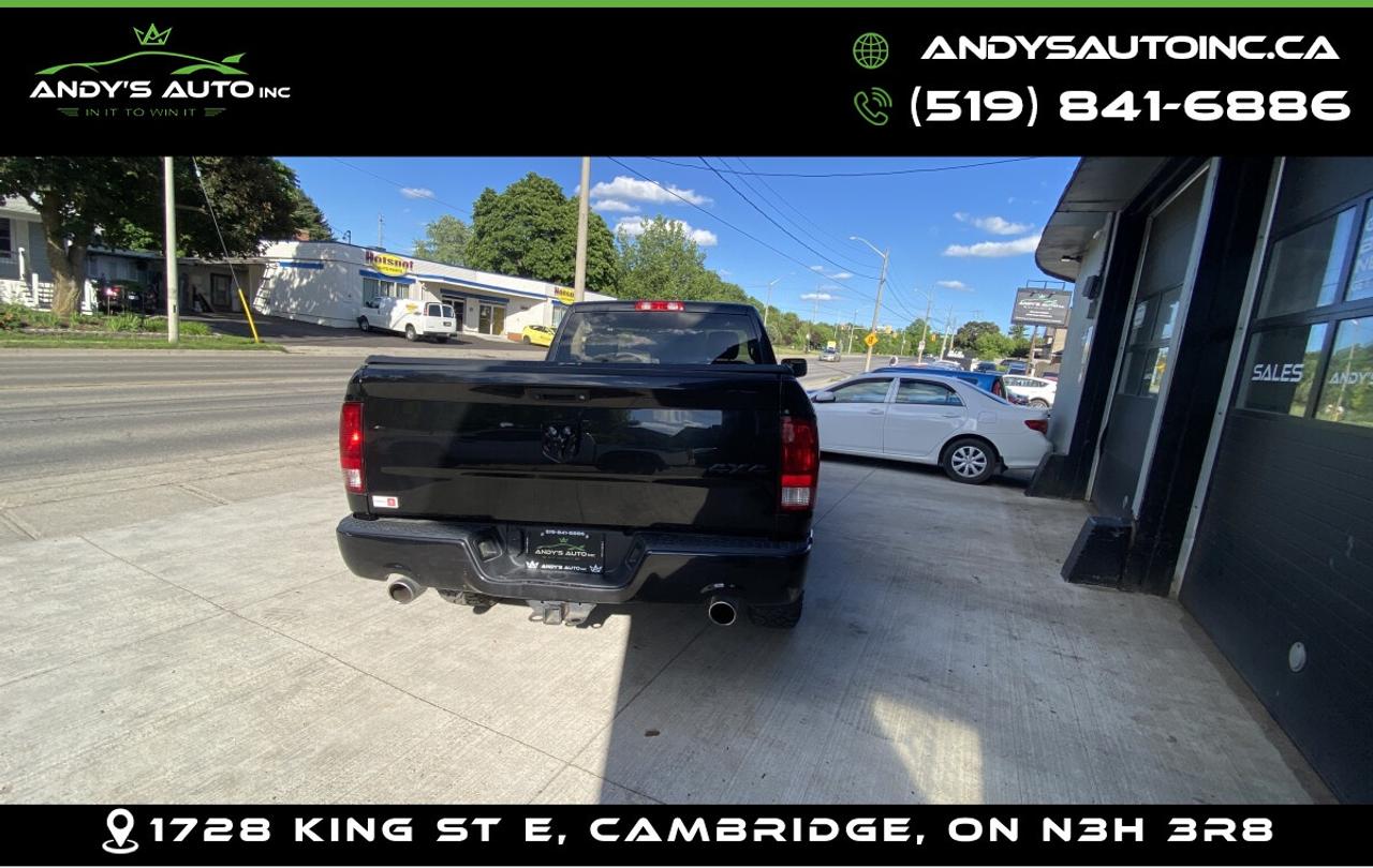 2016 RAM 1500 EXPRESS ! REG CAB ! SHORT BOX ! 5.7L ! 4X4 Photo