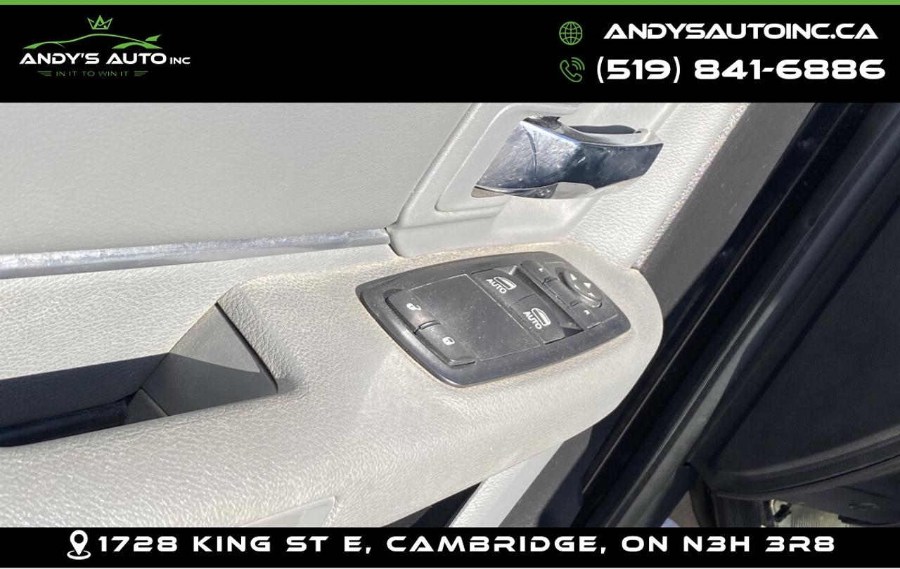 2016 RAM 1500 EXPRESS ! REG CAB ! SHORT BOX ! 5.7L ! 4X4 Photo