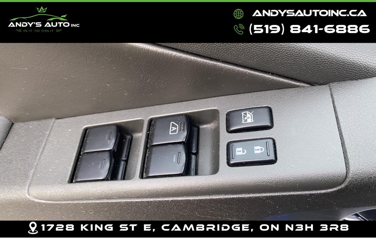 2015 Nissan Frontier PRO-4X ! 4X4 ! ONE OWNER ! NO ACCIDENTS Photo