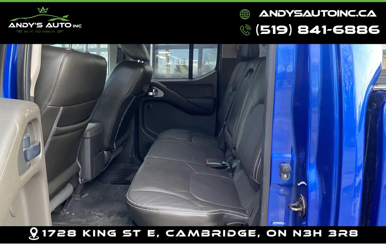 2015 Nissan Frontier PRO-4X ! 4X4 ! ONE OWNER ! NO ACCIDENTS Photo