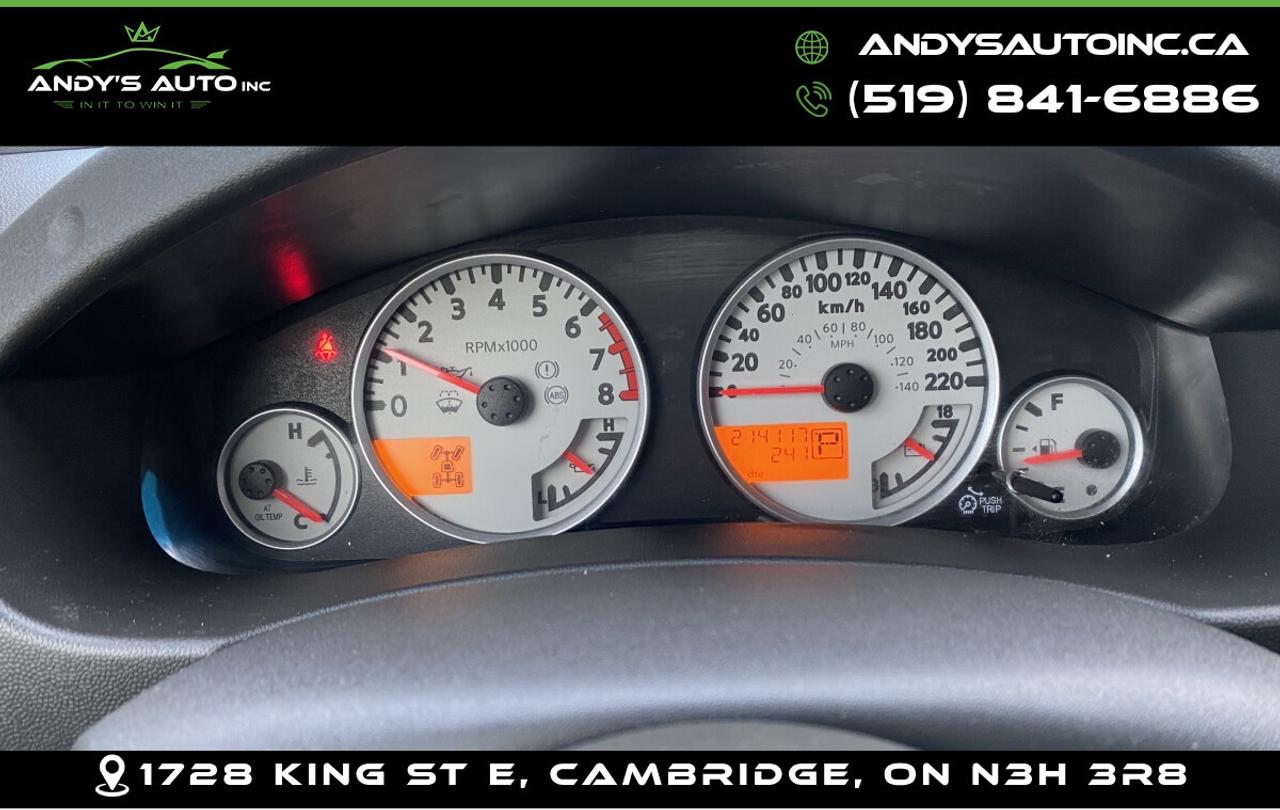 2015 Nissan Frontier PRO-4X ! 4X4 ! ONE OWNER ! NO ACCIDENTS Photo