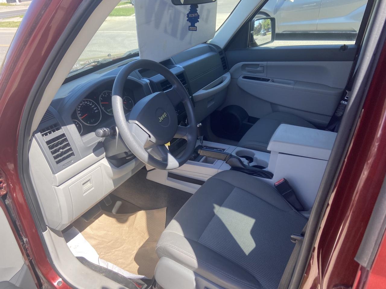 2008 Jeep Liberty "SPORT"  Photo4