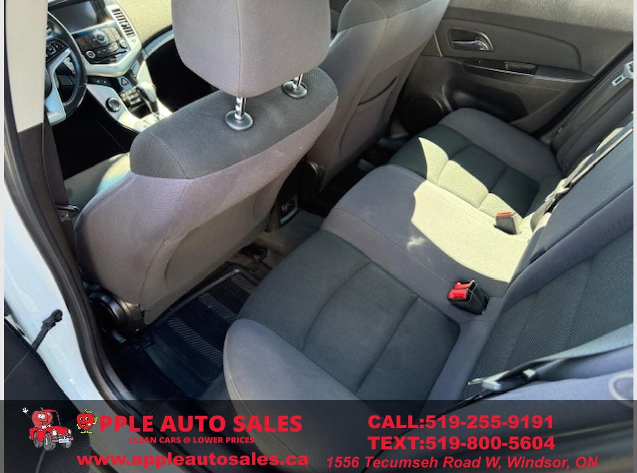 2014 Chevrolet Cruze 1LT Photo