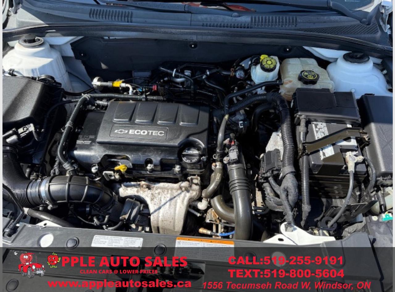 2014 Chevrolet Cruze 1LT Photo