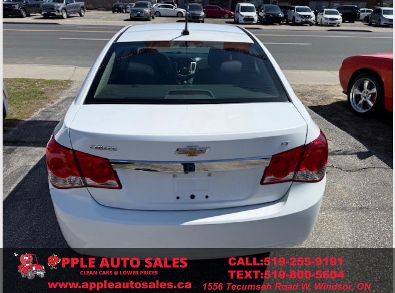 2014 Chevrolet Cruze 1LT Photo4