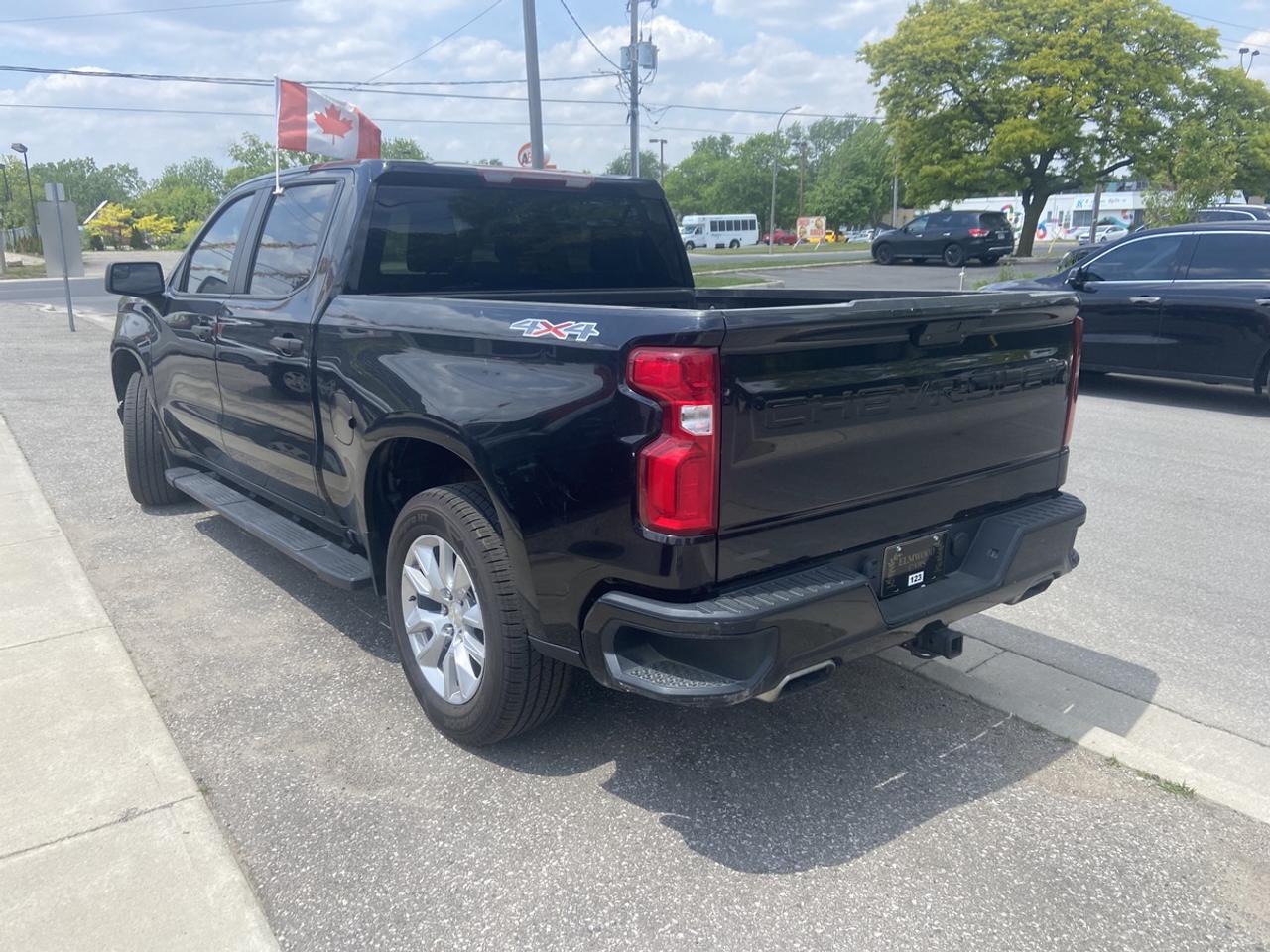 2020 Chevrolet Silverado 1500 CREW CAB 4x4 **2 year LUBRICO WARRANTY** Photo2