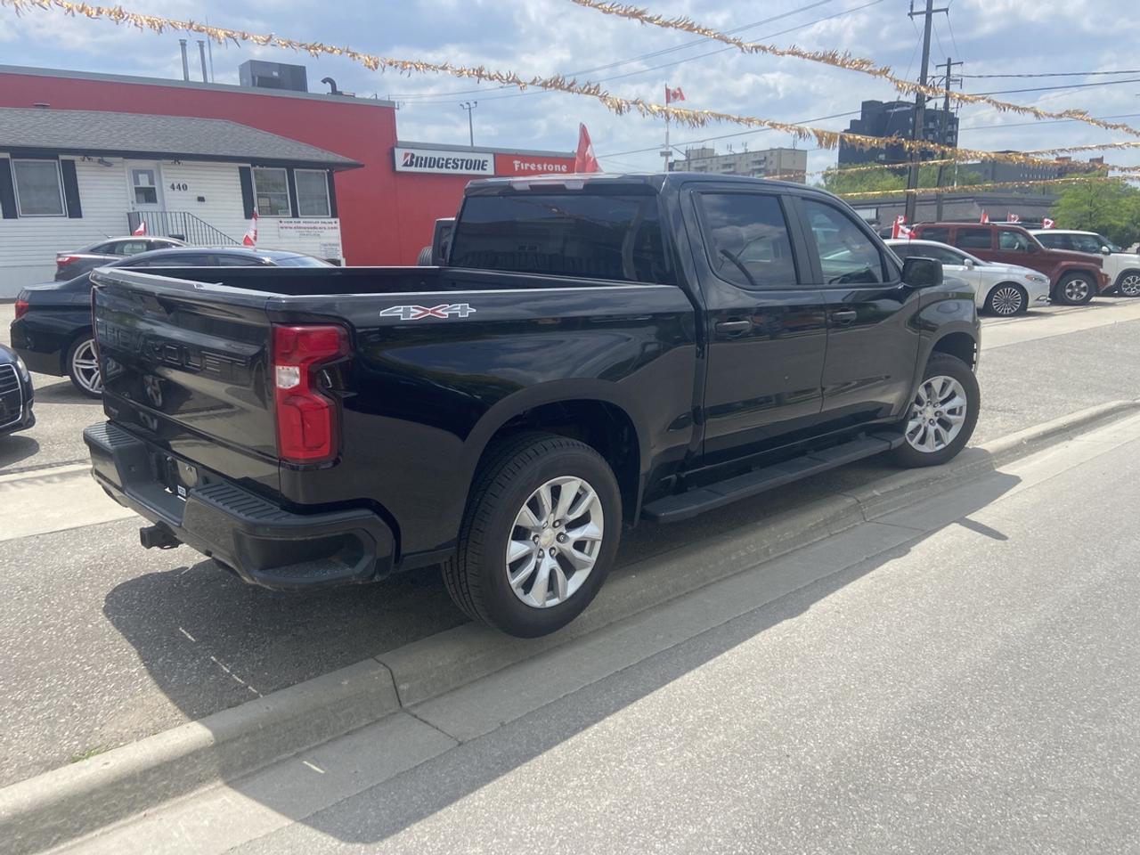2020 Chevrolet Silverado 1500 CREW CAB 4x4 **2 year LUBRICO WARRANTY** Photo3