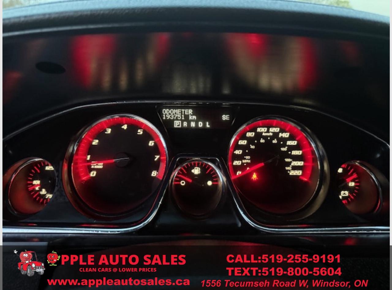 2014 GMC Acadia SLE2 Photo