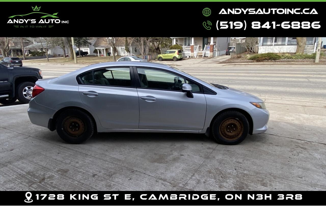 2012 Honda Civic LX ! AUTO ! NO ACCIDENTS Photo