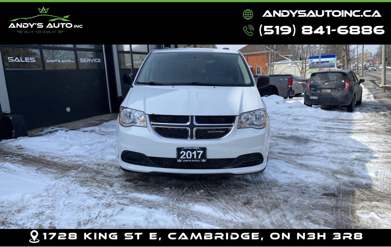 2017 Dodge Grand Caravan SXT ! STOWNGO ! Photo