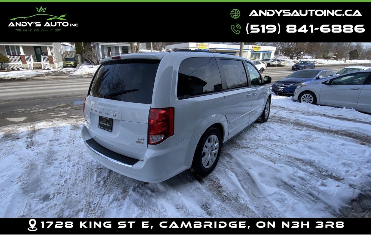 2017 Dodge Grand Caravan SXT ! STOWNGO ! Photo