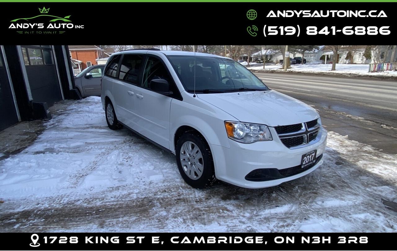 2017 Dodge Grand Caravan SXT ! STOWNGO ! Photo