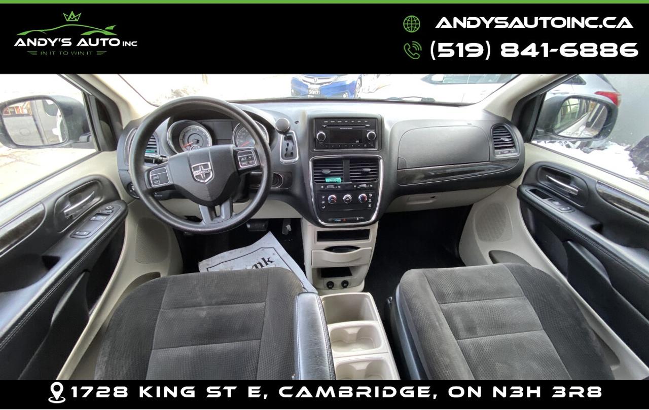 2017 Dodge Grand Caravan SXT ! STOWNGO ! Photo