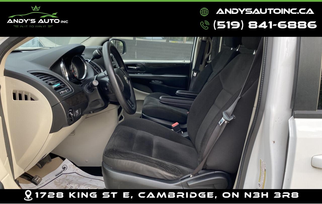 2017 Dodge Grand Caravan SXT ! STOWNGO ! Photo