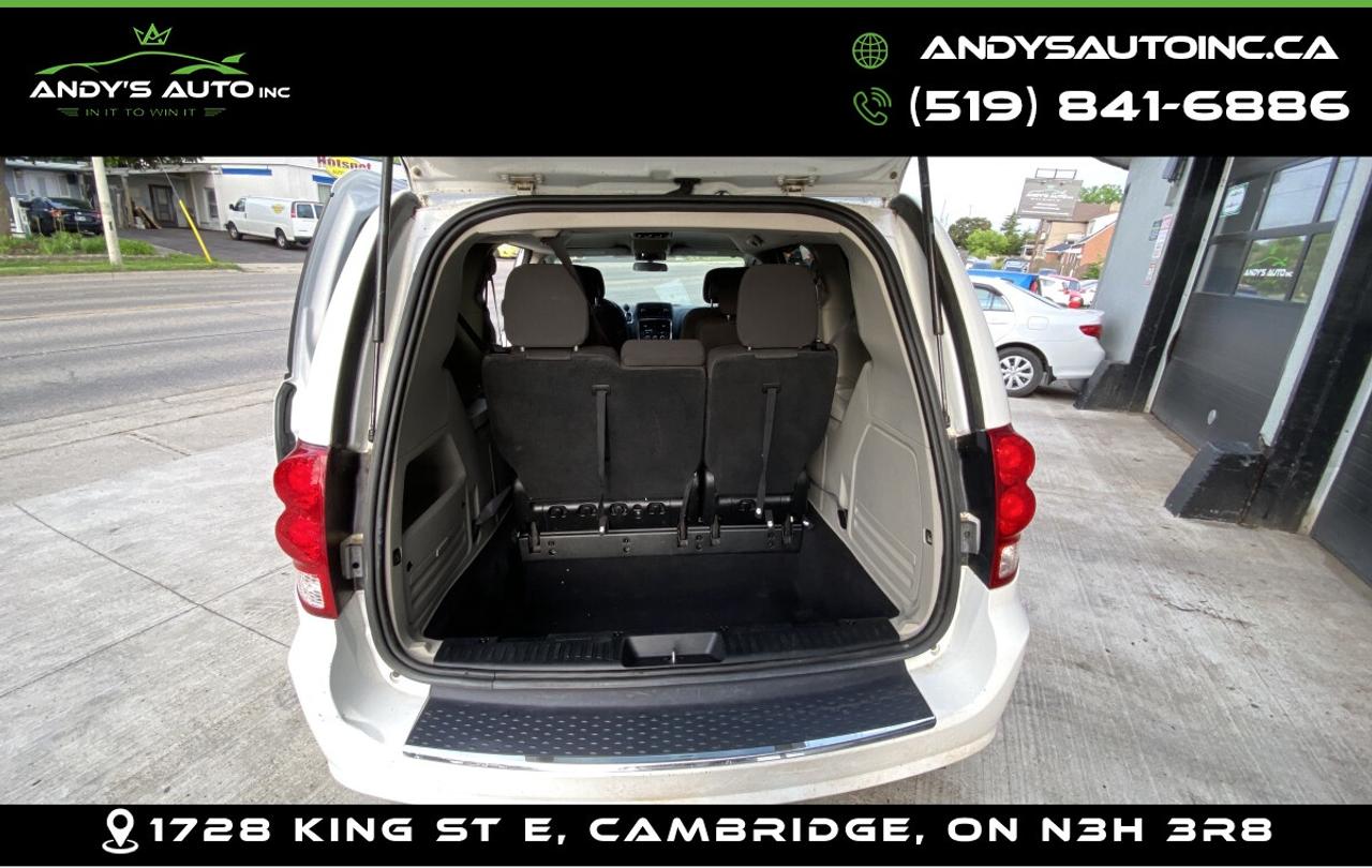 2017 Dodge Grand Caravan SXT ! STOWNGO ! Photo