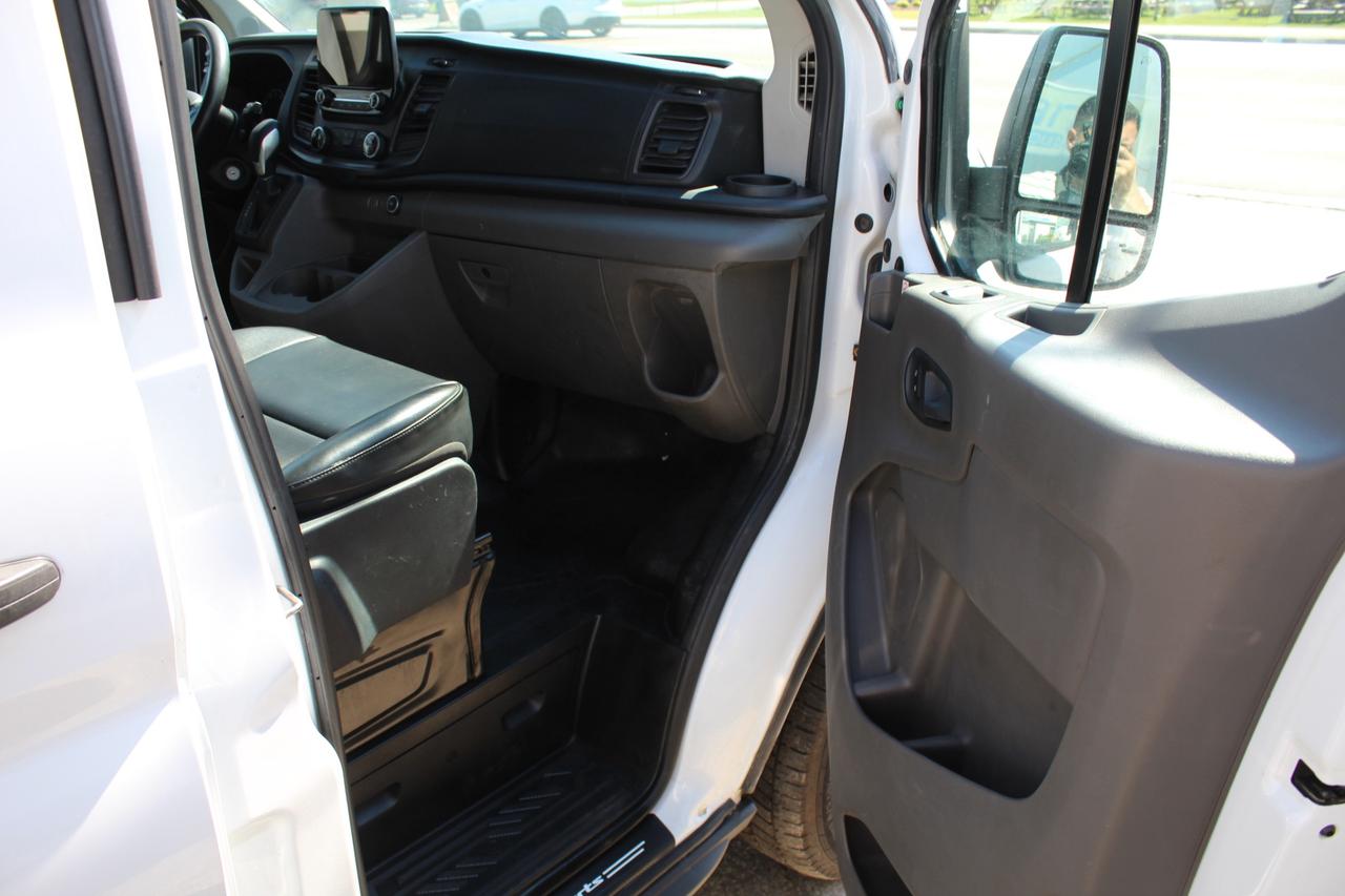 2020 Ford Transit 250 Van 130" Leatherette B.Cam Divider Air Compr. Photo