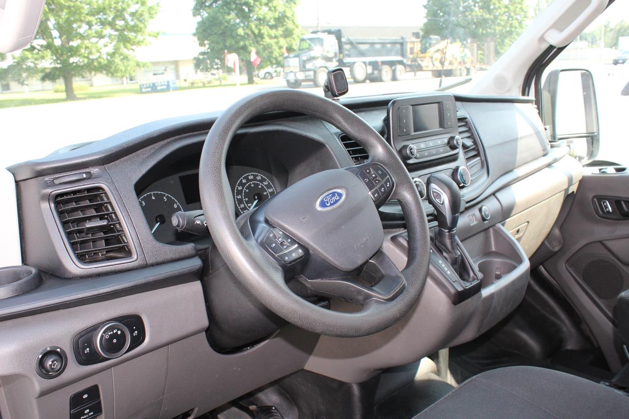 2022 Ford Transit 250 Van AWD Med RF 148" Divider Photo