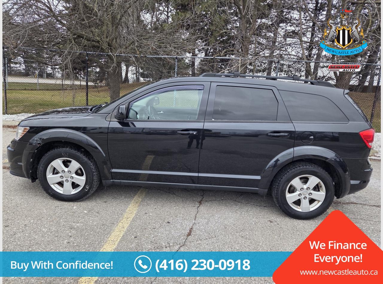 2012 Dodge Journey SE Photo