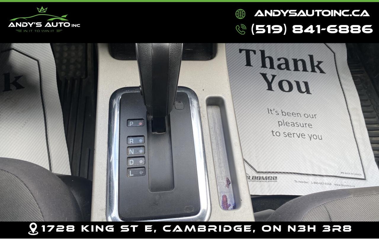 2011 Ford Escape XLT ! ONE OWNER ! NO ACCIDENTS ! Photo