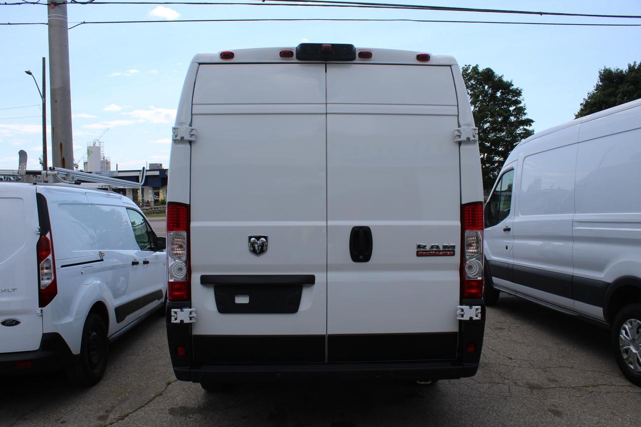 2020 RAM ProMaster 3500 Reefer van High Roof 159" Extended Long Photo