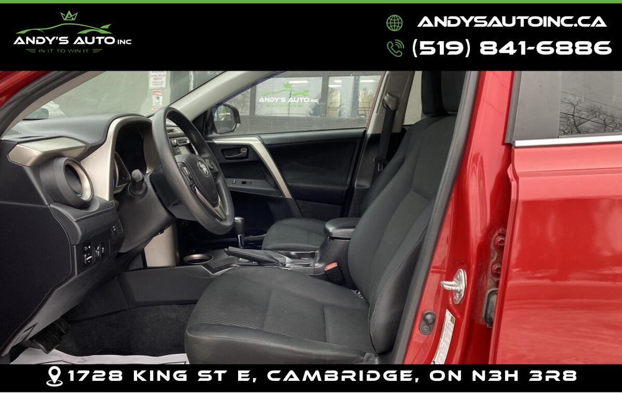 2015 Toyota RAV4 LE ! AWD ! Photo