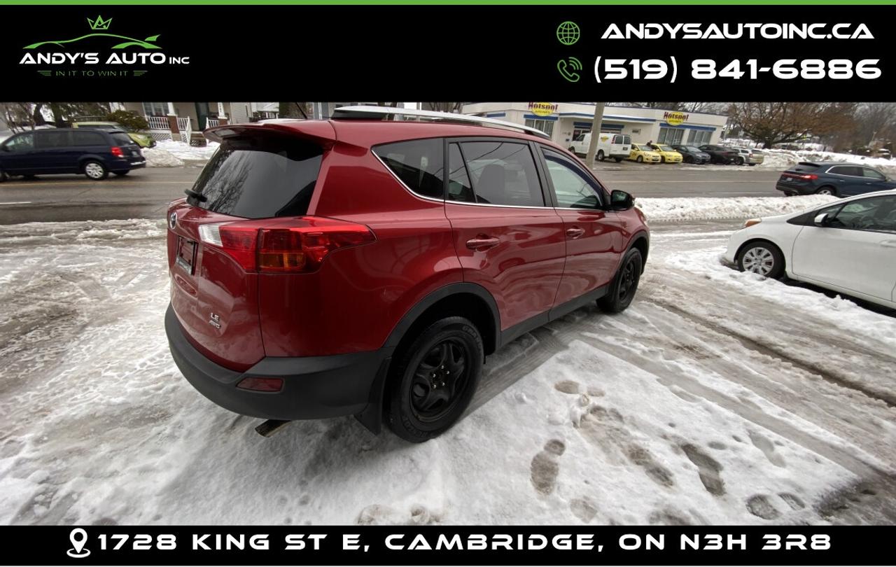 2015 Toyota RAV4 LE ! AWD ! Photo