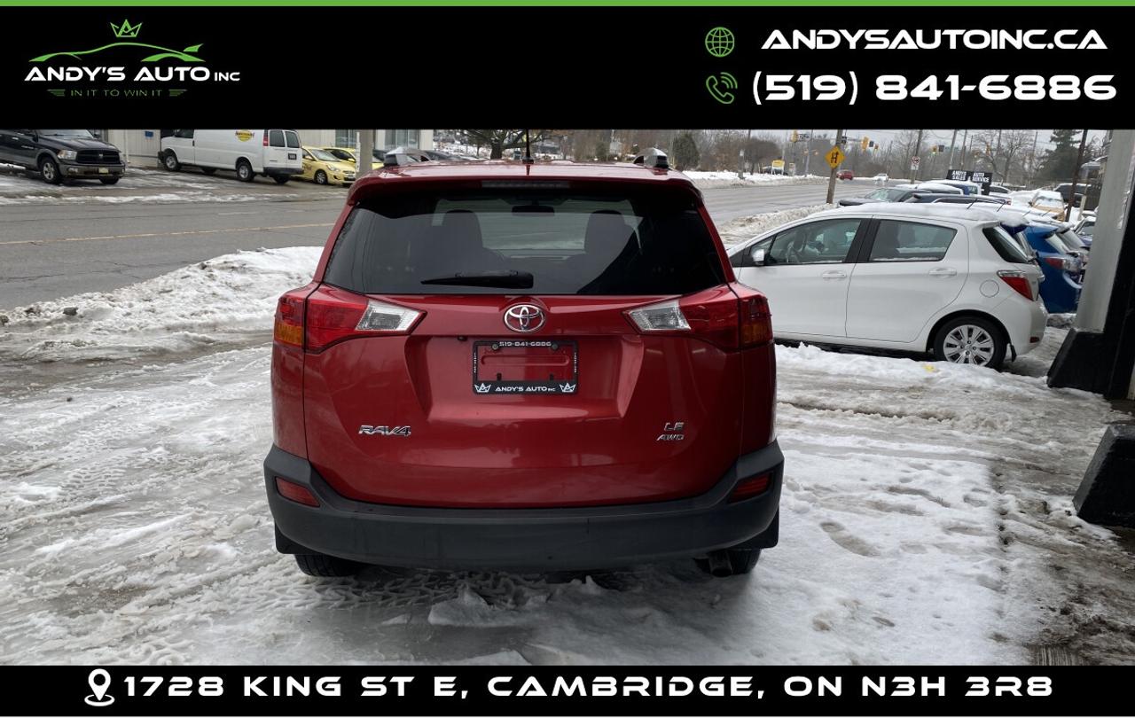 2015 Toyota RAV4 LE ! AWD ! Photo