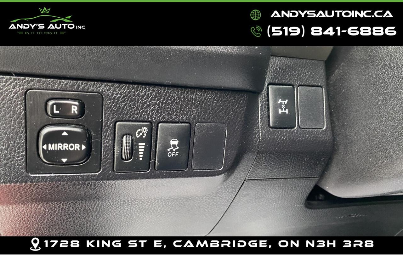 2015 Toyota RAV4 LE ! AWD ! Photo