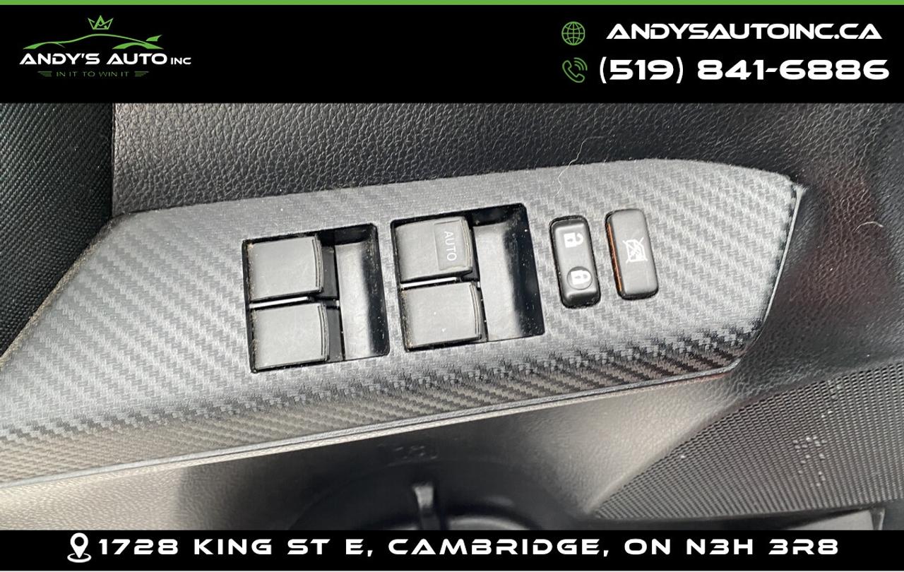 2015 Toyota RAV4 LE ! AWD ! Photo