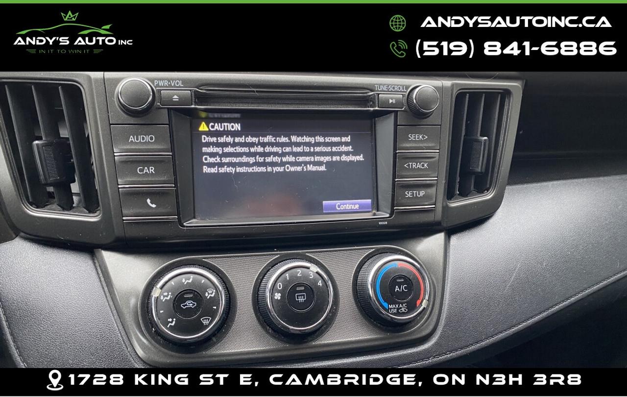 2015 Toyota RAV4 LE ! AWD ! Photo