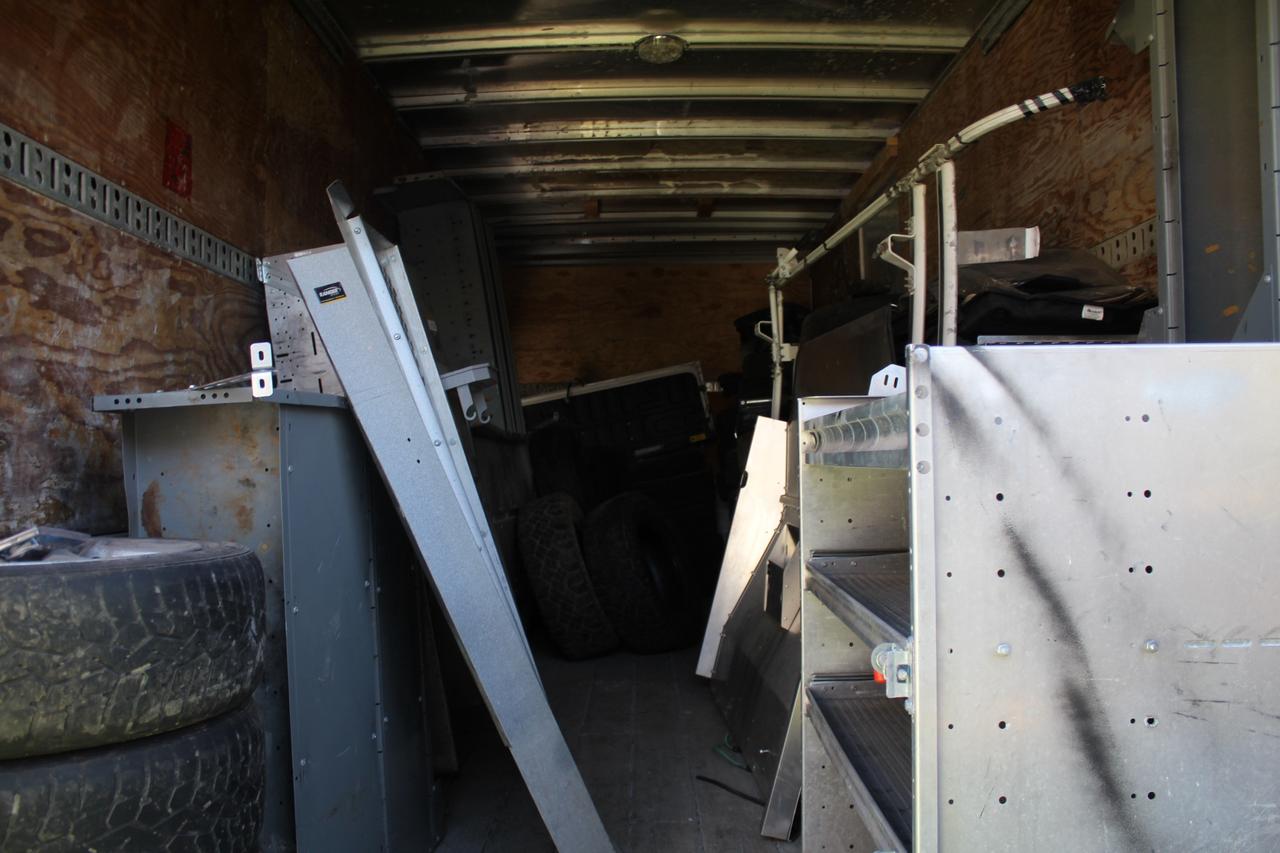 2014 Freightliner M2 106 24ft Box Power lift up gate Photo