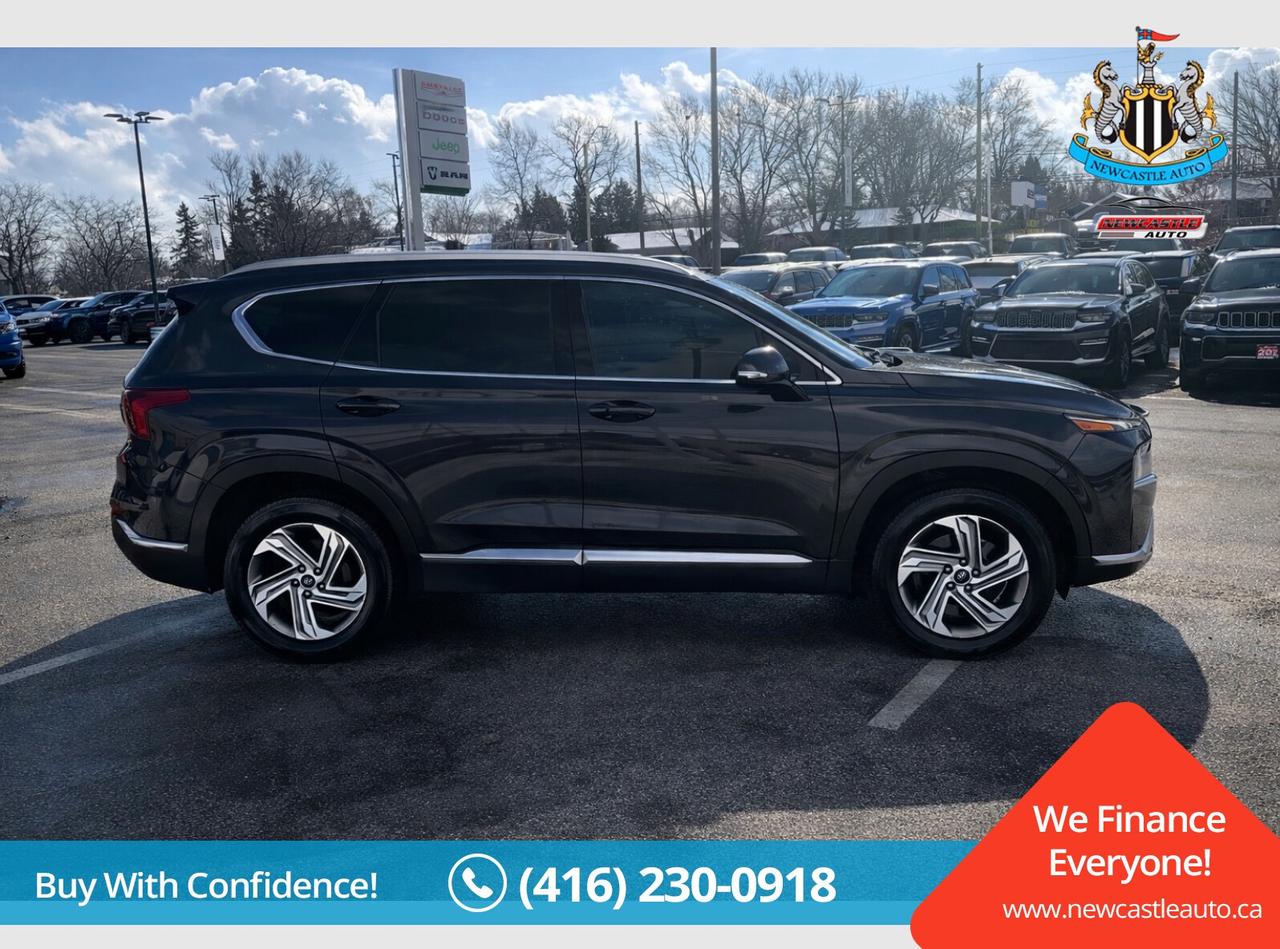 2022 Hyundai Santa Fe Preferred Photo