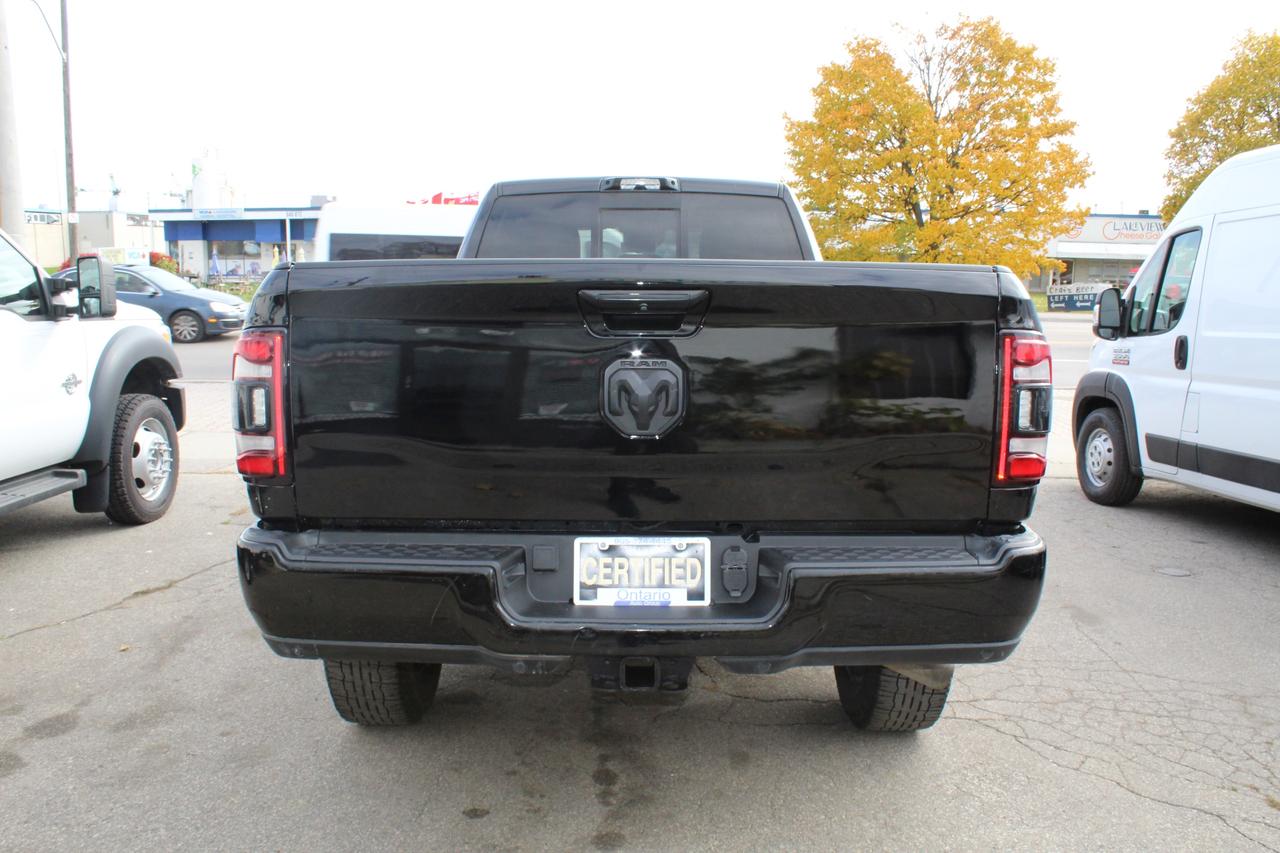 2022 RAM 2500 Big Horn Crew Big Screen Navi 6.4L HEMI 8ft Box Photo