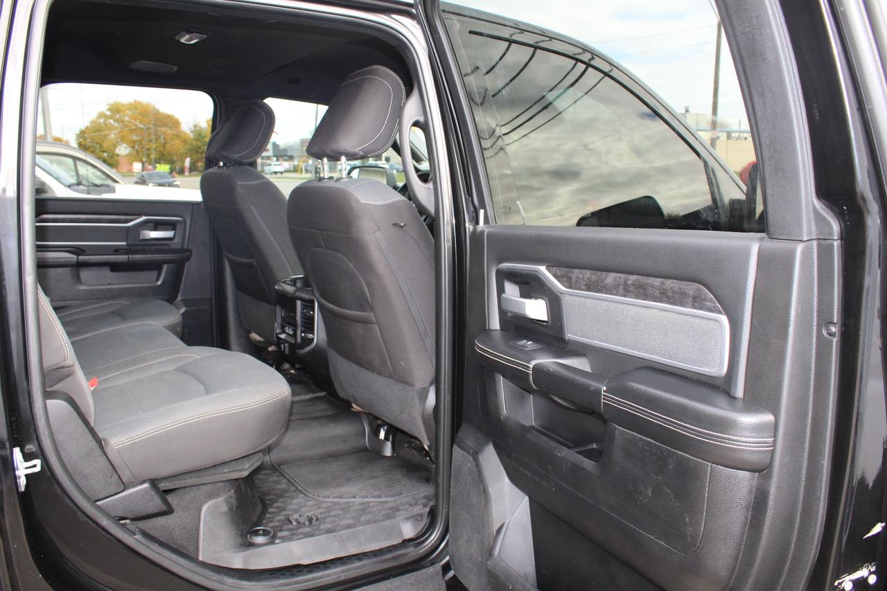 2022 RAM 2500 Big Horn Crew Big Screen Navi 6.4L HEMI 8ft Box Photo