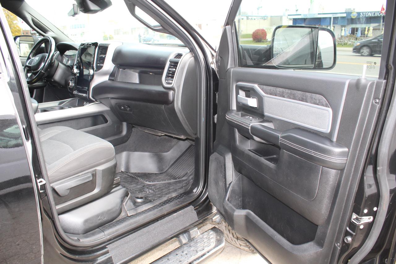 2022 RAM 2500 Big Horn Crew Big Screen Navi 6.4L HEMI 8ft Box Photo