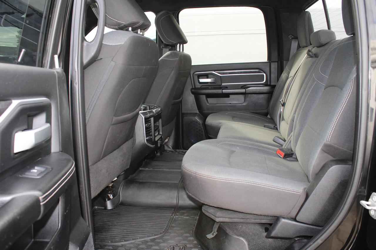 2022 RAM 2500 Big Horn Crew Big Screen Navi 6.4L HEMI 8ft Box Photo